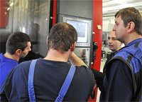 Unternehmen und Schulen verbinden das Projekt POSPOLU