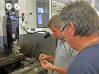 Der neue Drahtschneider ermöglicht schnellere Schneidegeschwindigkeiten