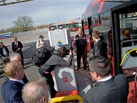 Umweltfreundliche öffentliche Verkehrsmittel: Die Elektrobusse beziehen ihren Treibstoff von einer neuen Station.