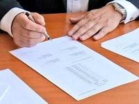 Mitarbeiter der Holding-Gesellschaften profitieren in vier Bereichen__