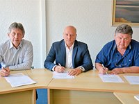 The company has reached an agreement with the unions, resulting in a 6.9 million increase in wages.